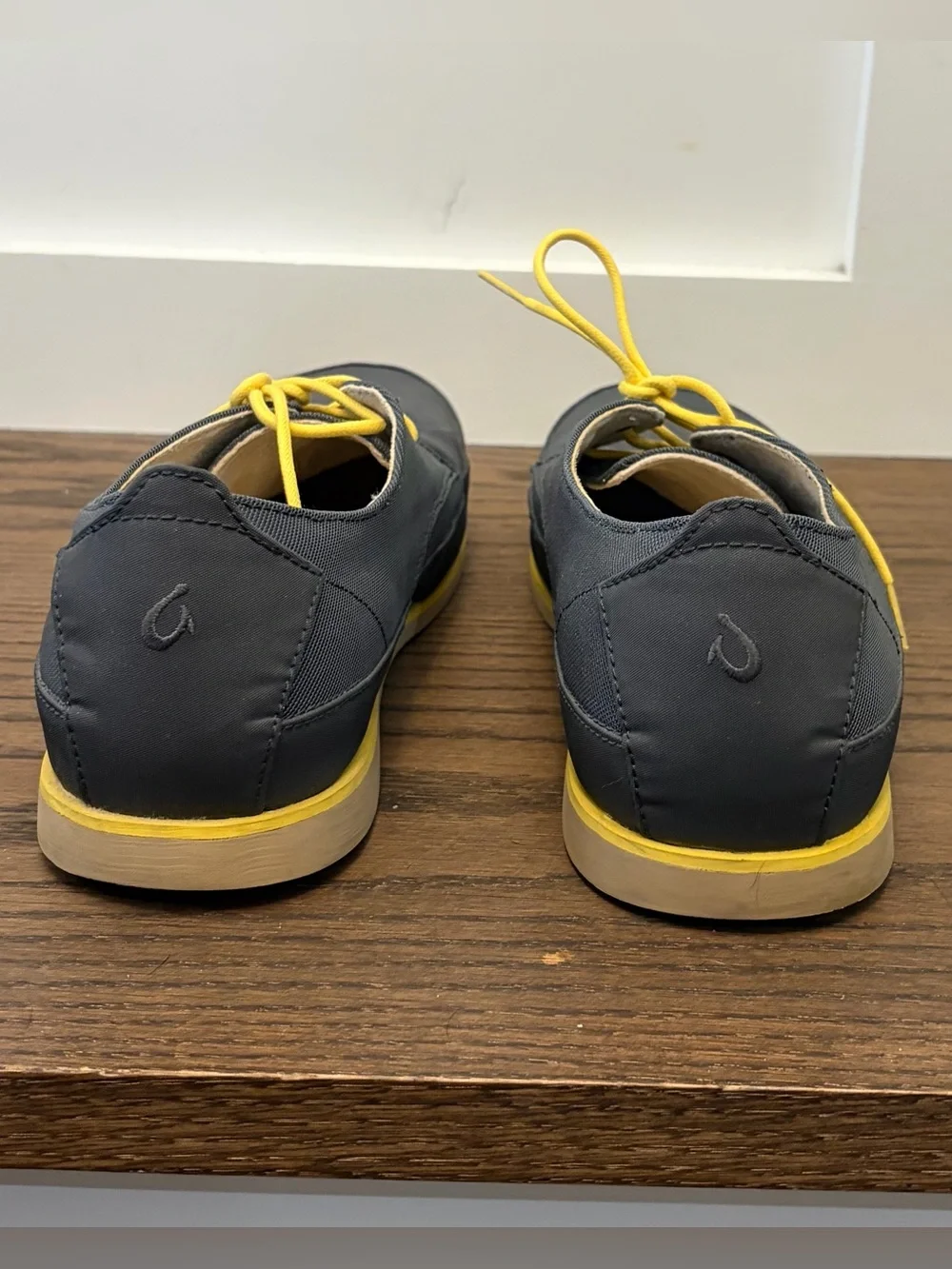 OluKai excellent preloved